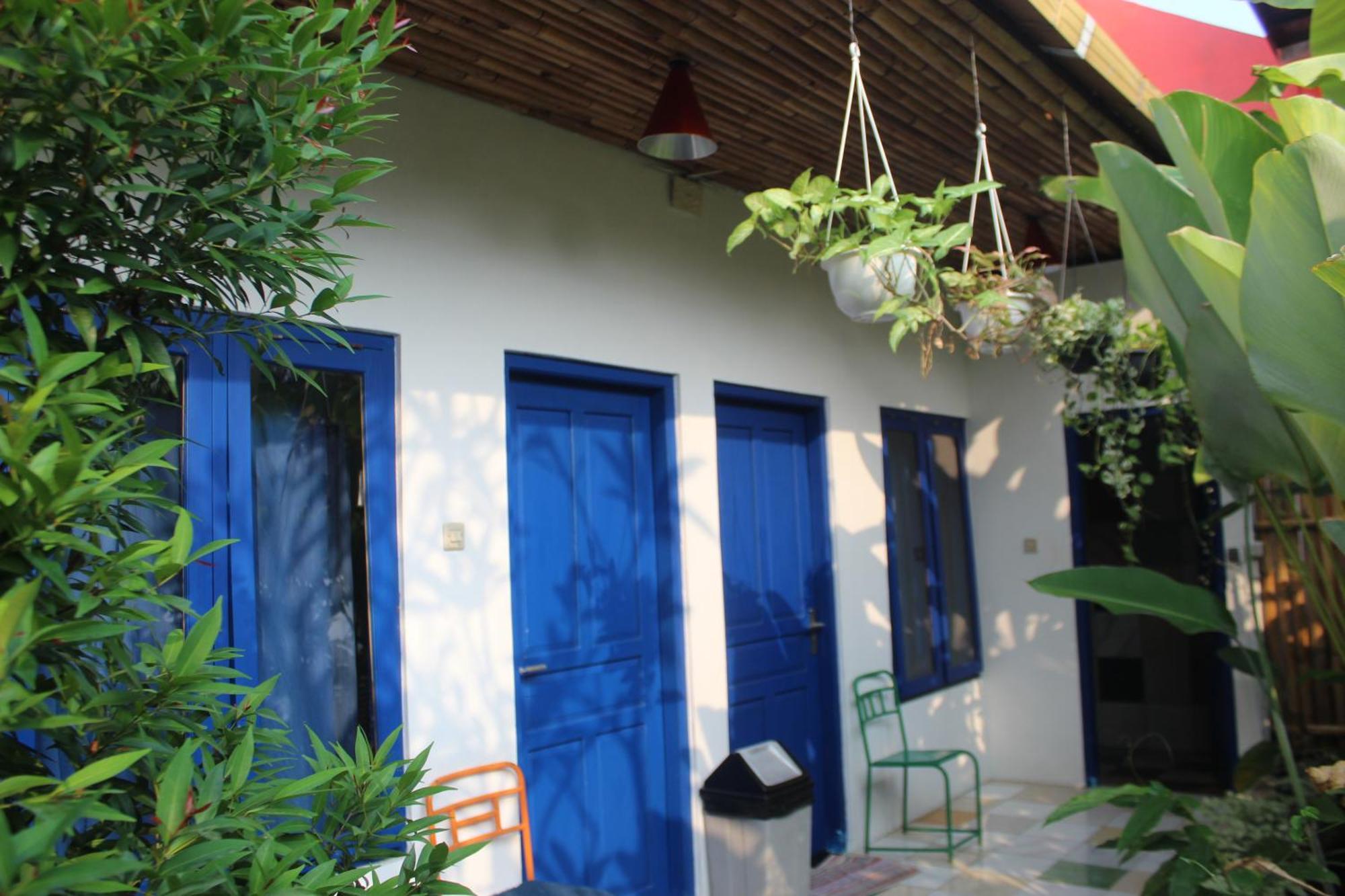 ViaVia Guesthouse Yogyakarta Extérieur photo