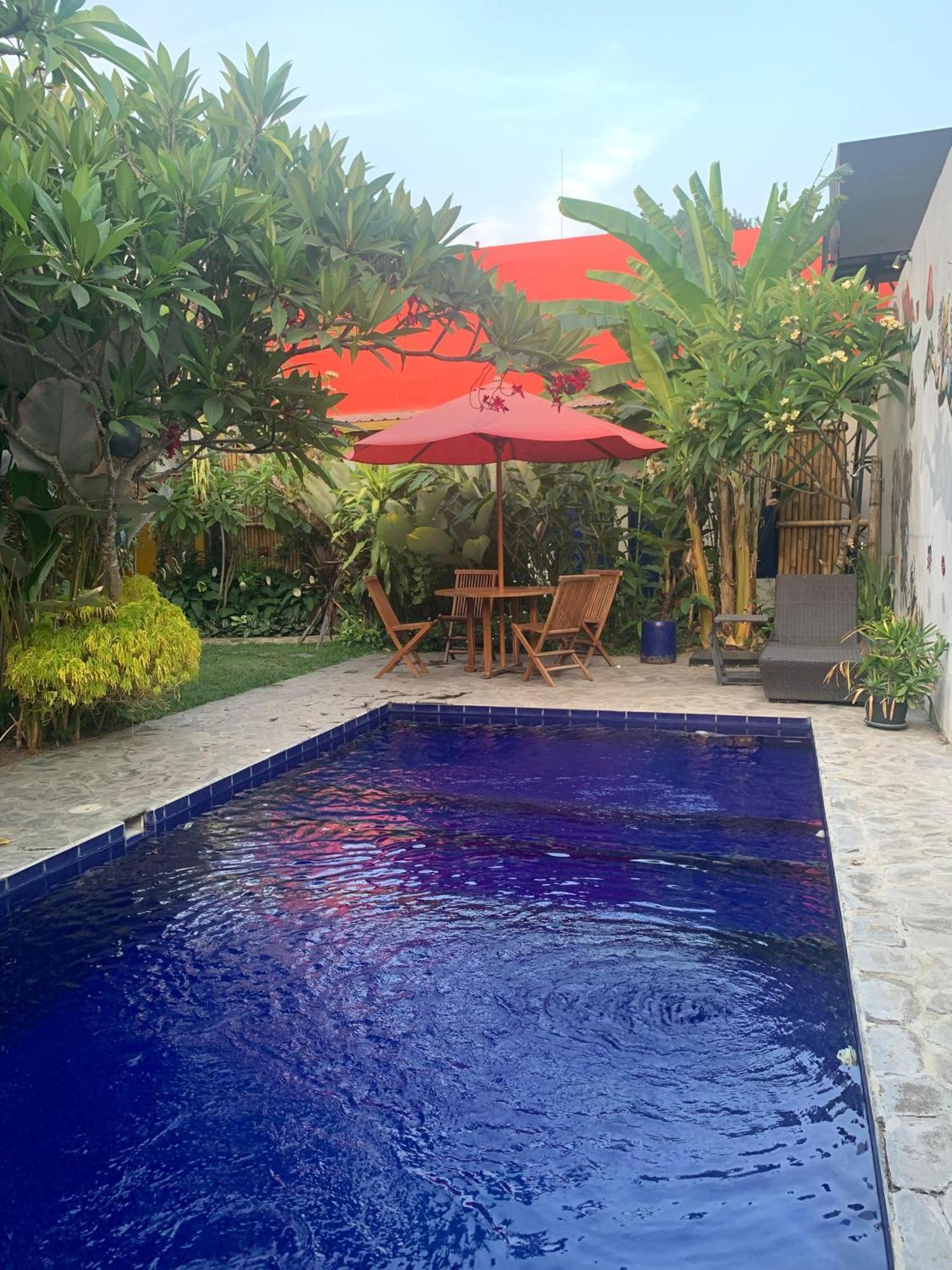 ViaVia Guesthouse Yogyakarta Extérieur photo